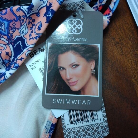 NWT: daisy Fuentes strappy bikini bottoms. - Picture 3 of 5